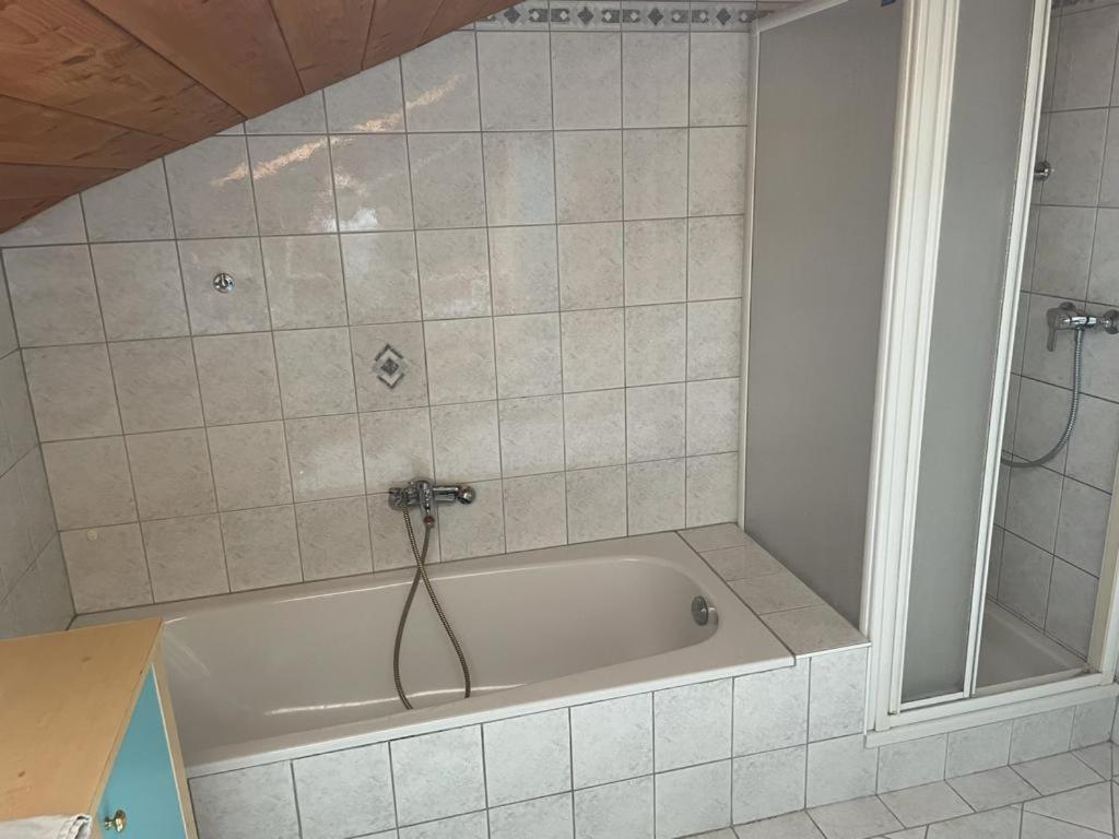 פינסדורף Ferienwohnung ,Hoizmann' מראה חיצוני תמונה